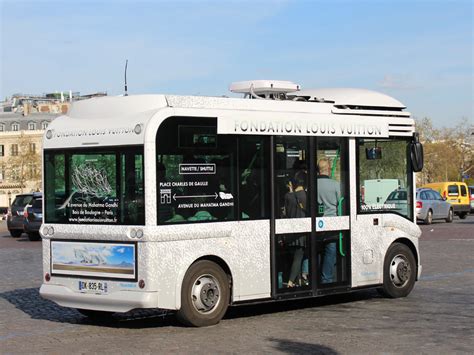 bluebus for louis vuitton foundation|louis vuitton fondation admission.